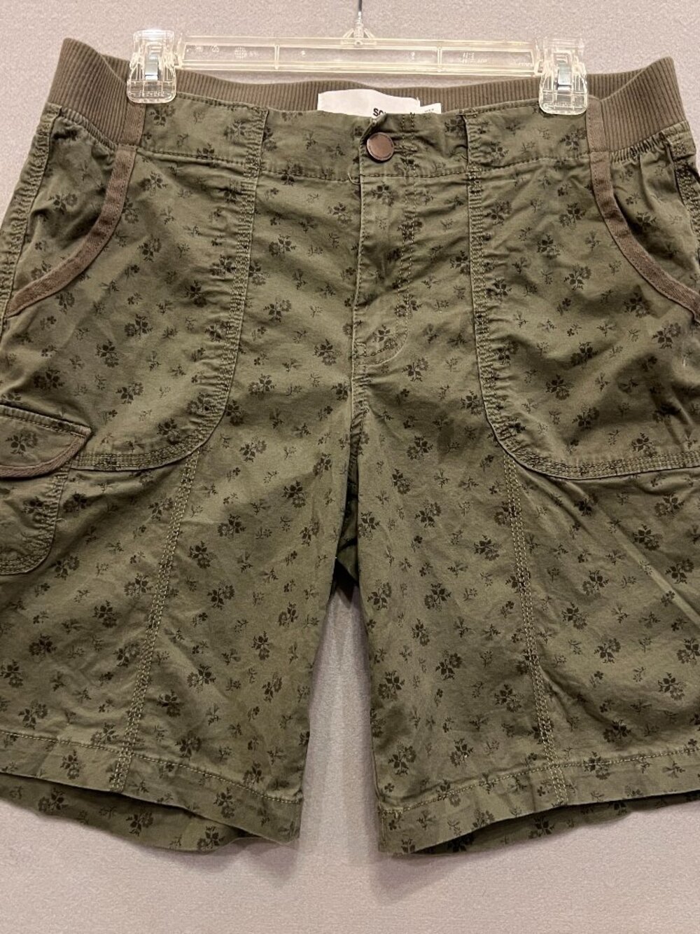 Sonoma Olive Green Floral Shorts, Size 12